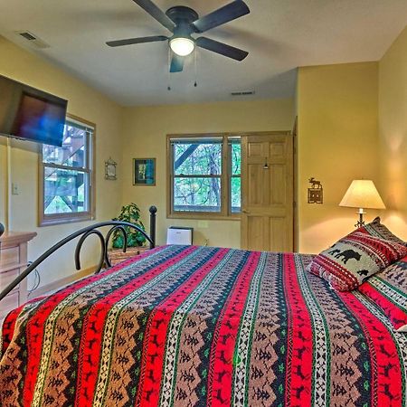 Spacious Maggie Valley Cabin With Hot Tub And Mtn View Εξωτερικό φωτογραφία
