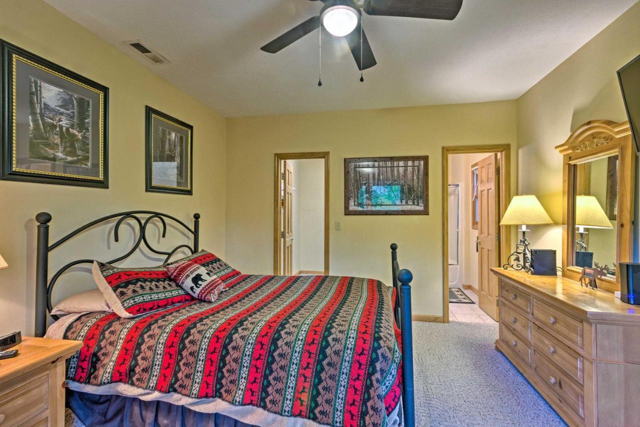 Spacious Maggie Valley Cabin With Hot Tub And Mtn View Εξωτερικό φωτογραφία